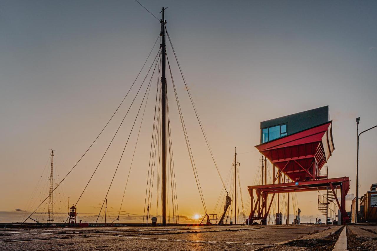 Slapen In Een Trechter Harlingen Exterior photo